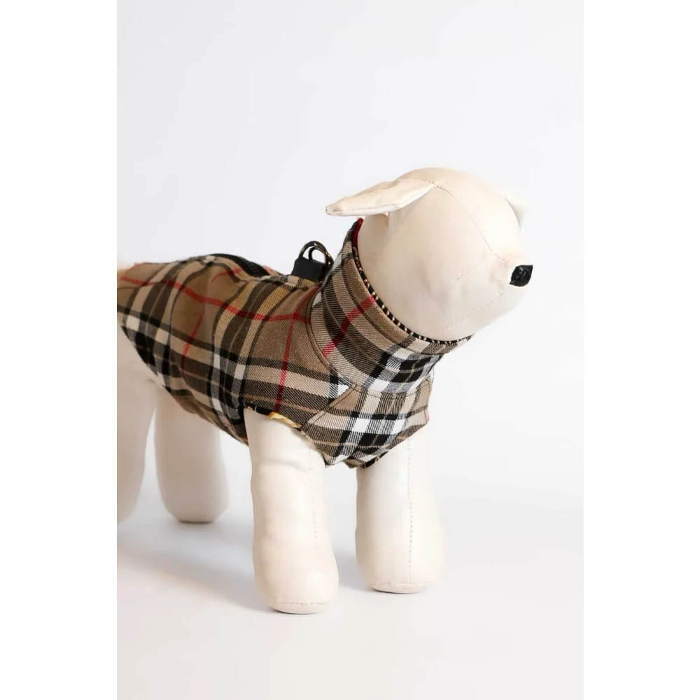 Brown black and white plaid wool and silk reversible dog coat with collar style neckline for obwód szyi and klatki piersiowej measurements