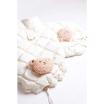 White quilted puchowy bezrękawnik dla psa in kremowy silk with plush pink bear charms and adjustable obwód szyi