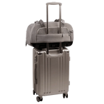 Elegancka srebrna walizka dupree ii merle transporter lotniczy z twardej powłoki i czterema kółkami