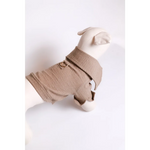 Beige textured lniana koszula dog vest with gold-toned metal buckle designed for cieplejsze dni for psa