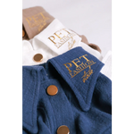Blue lniana koszula dla psa z guzikami w kolorze złotym i naszywką pet fashion etoile na cieplejsze dni