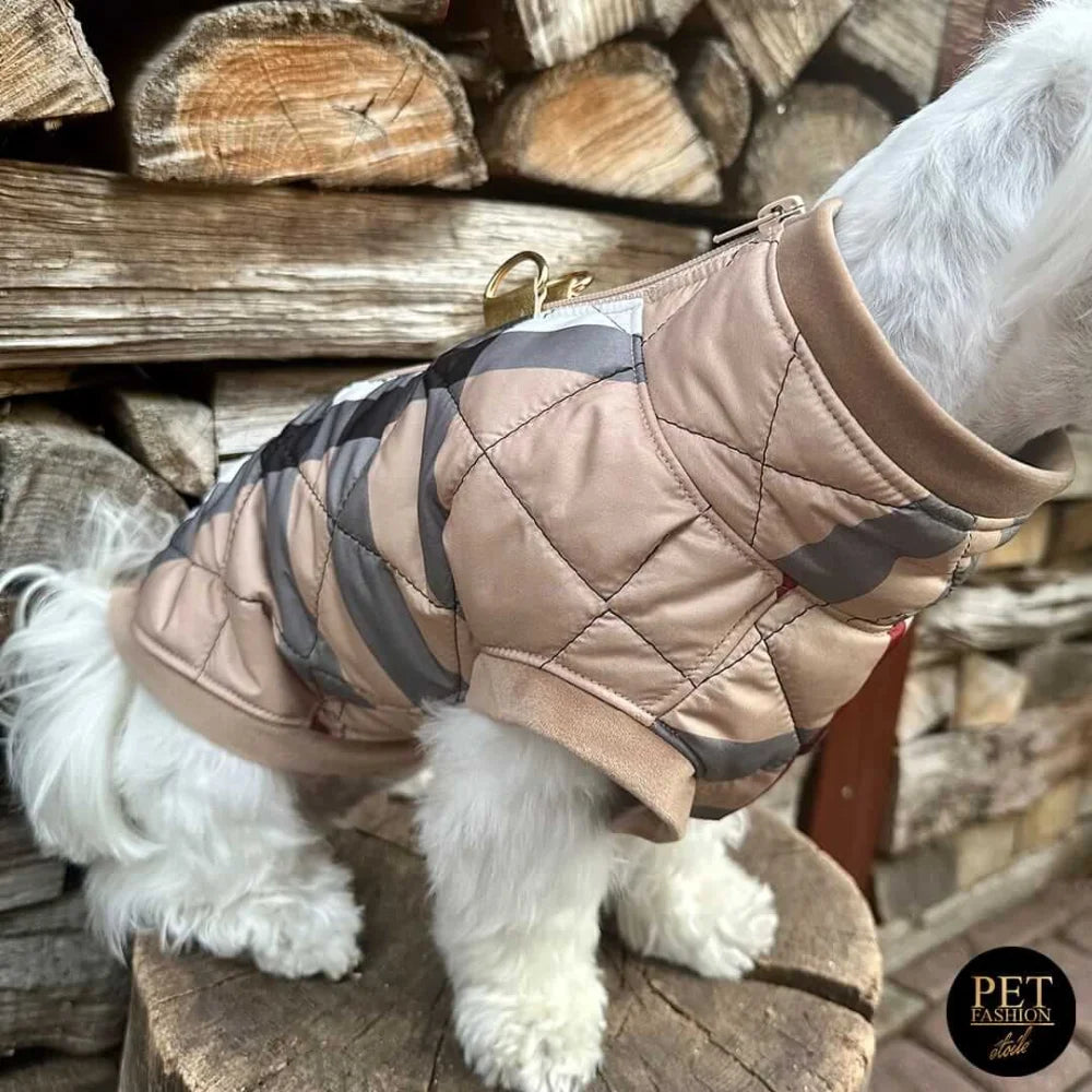 A quilted beige and gray kurtka przeciwdeszczowa pikowana dog coat with diamond stitching and gold-tone zipper pull for obwód klatki and obwód szyi measurements