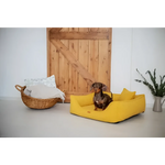 Żółte legowisko belluno boucle mustard z miękkimi, wyściełanymi krawędziami i przytulnym designem dla psa