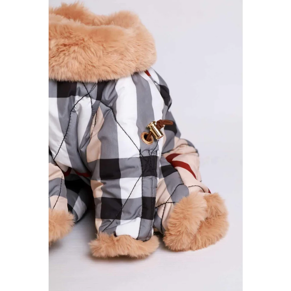 Louis Royal kombinezon dla psa pikowany z beżowym futerkiem w klasycznym wzorze Burberry dla psa