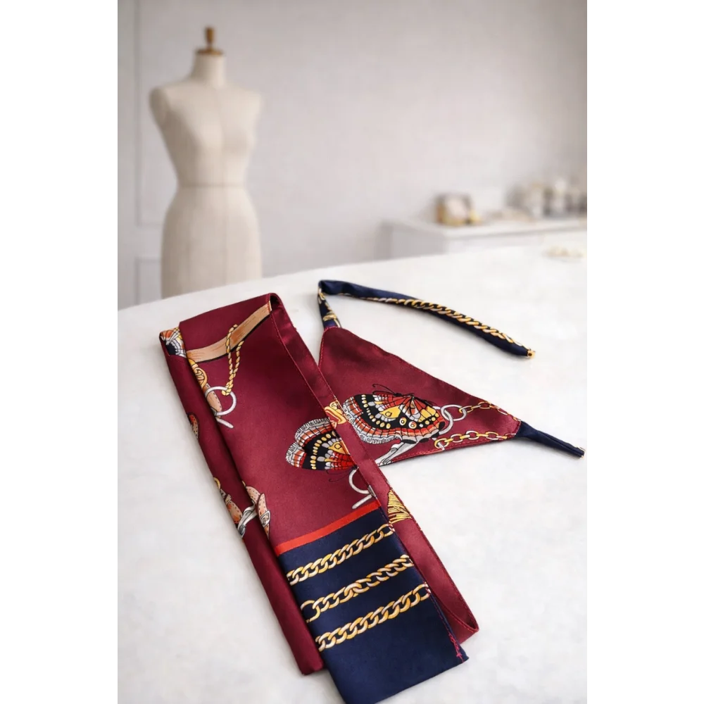 Maroon silk scarf from riviera set with bold butterfly gold chain pattern navy edges jedwabne apaszki dla psa