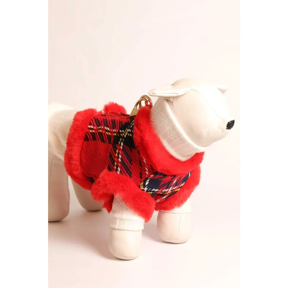 Red plaid dog coat with fluffy trim and gold hardware made of naturalnej wełny for small breeds use