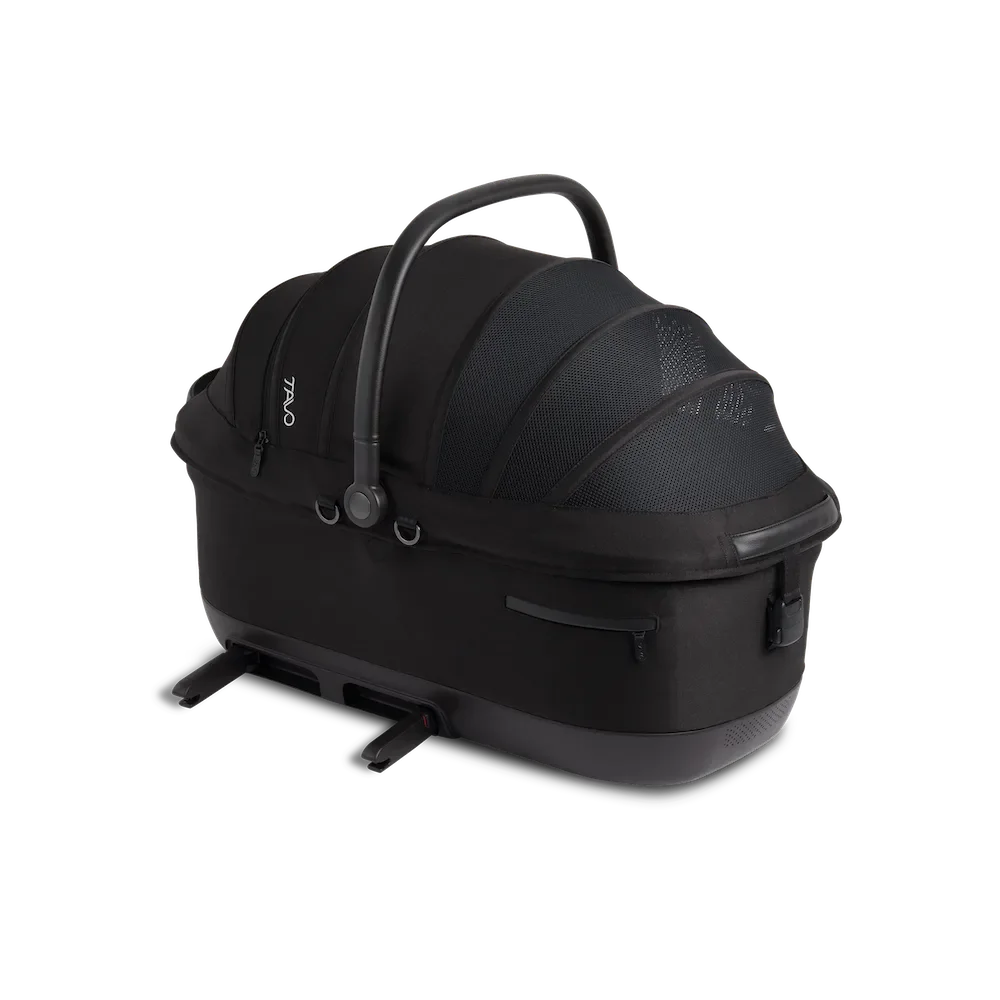 Czarny carrycot nuna z siateczkowymi bokami i zakrzywioną rączką zapewniajacy przepływ powietrza twojemu zwierzakowi