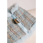 A light blue tweed clutch with fluffy white trim and gold-tone hardware matching zestaw 2w1 dla psa ręcznie wykonany